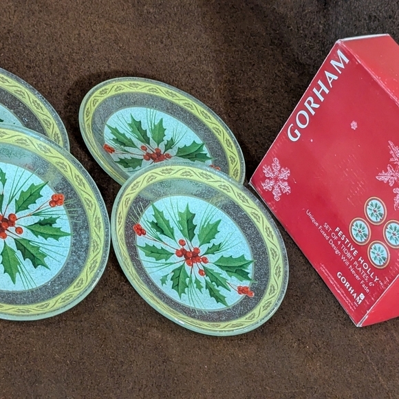 Vintage NEW Gorham Festive Holly Dessert Tidbit Plates Set Glass Salad Appetizer - Picture 4 of 5
